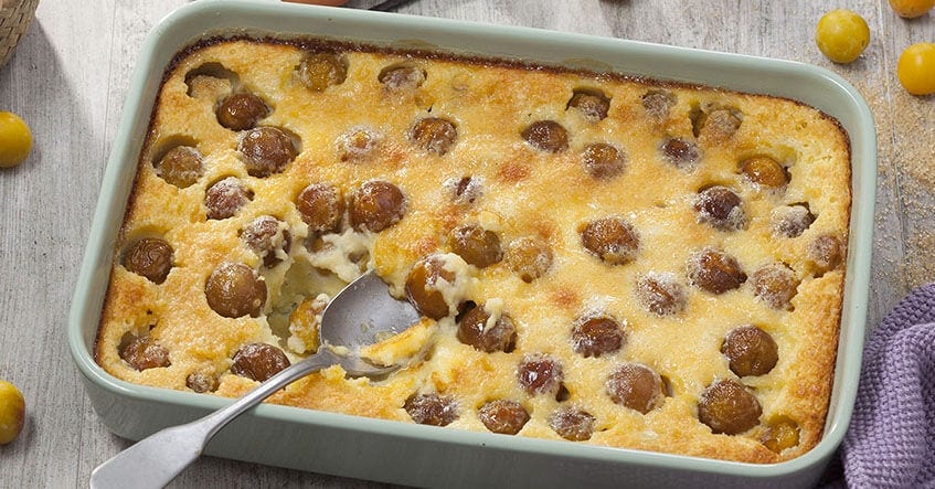 Bolo de Ameixa Francesa e Amêndoas