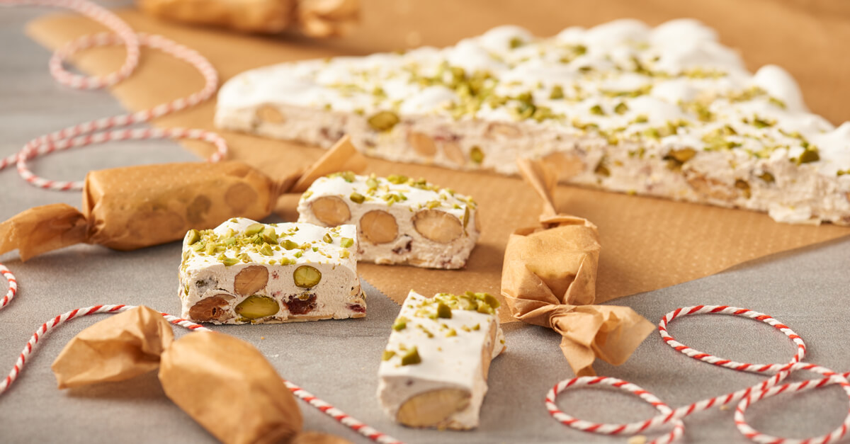 Receita fácil de nougat branco com amêndoas e pistache