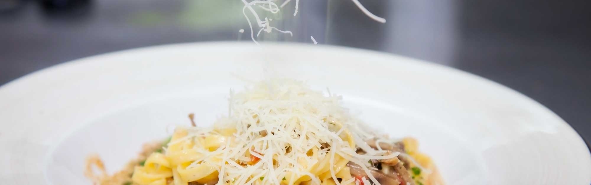 Tagliatelle com cogumelos