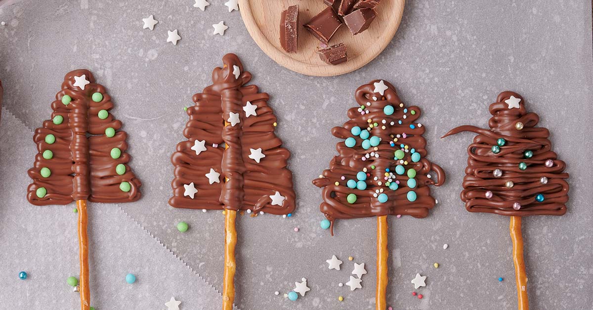 Receita Albal®: Árvore de Natal de chocolate com Papel Vegetal Albal® Receita Albal®: Árvore de Natal de chocolate com Papel Vegetal Albal®